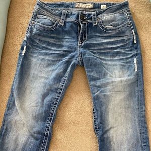 Women’s buckle BKE jeans